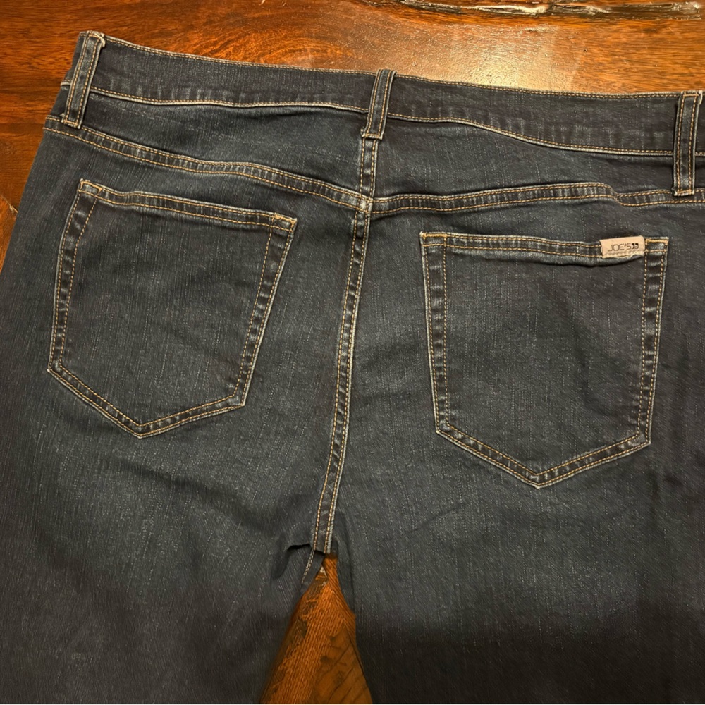 Joe's Jeans Dark Blue Straight Leg Men’s Jeans - Picture 3 of 4